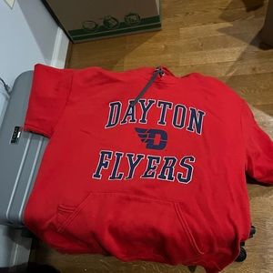 Red Dayton Flyers Sweatshirt Size Medium University of Dayton